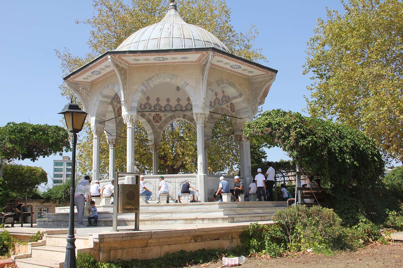 Adana'da yüzlerce çocuk "Hayat Namazla Güzeldir" etkinliğine katıldı